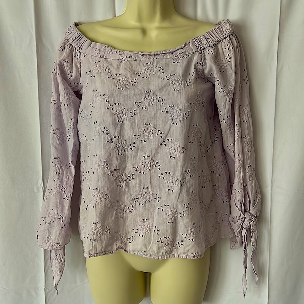 HYFYVE Cute Eyelet Off Shoulder Lavender Shirt Top **Size S**